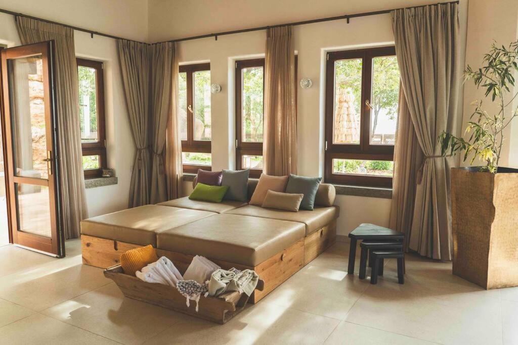 Azamra Amirim Villa Bagian luar foto