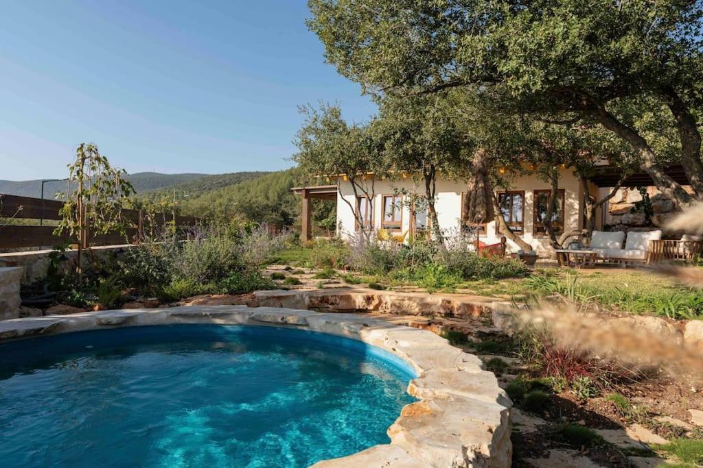 Azamra Amirim Villa Bagian luar foto